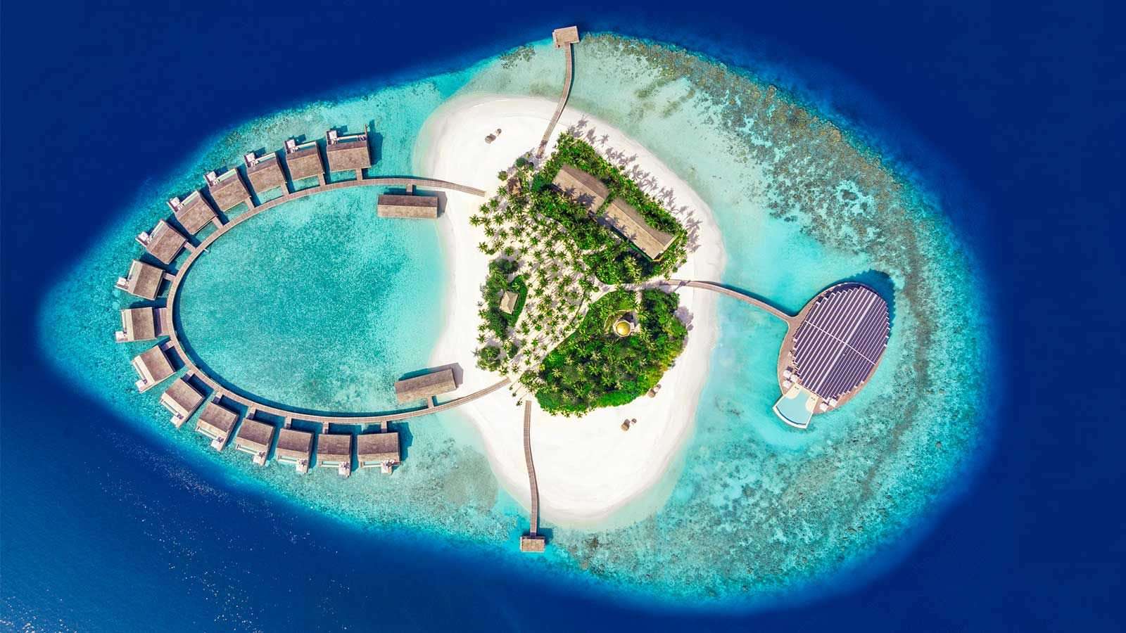 Maldives’ Floating Solar Islands: Powering Paradise Sustainably