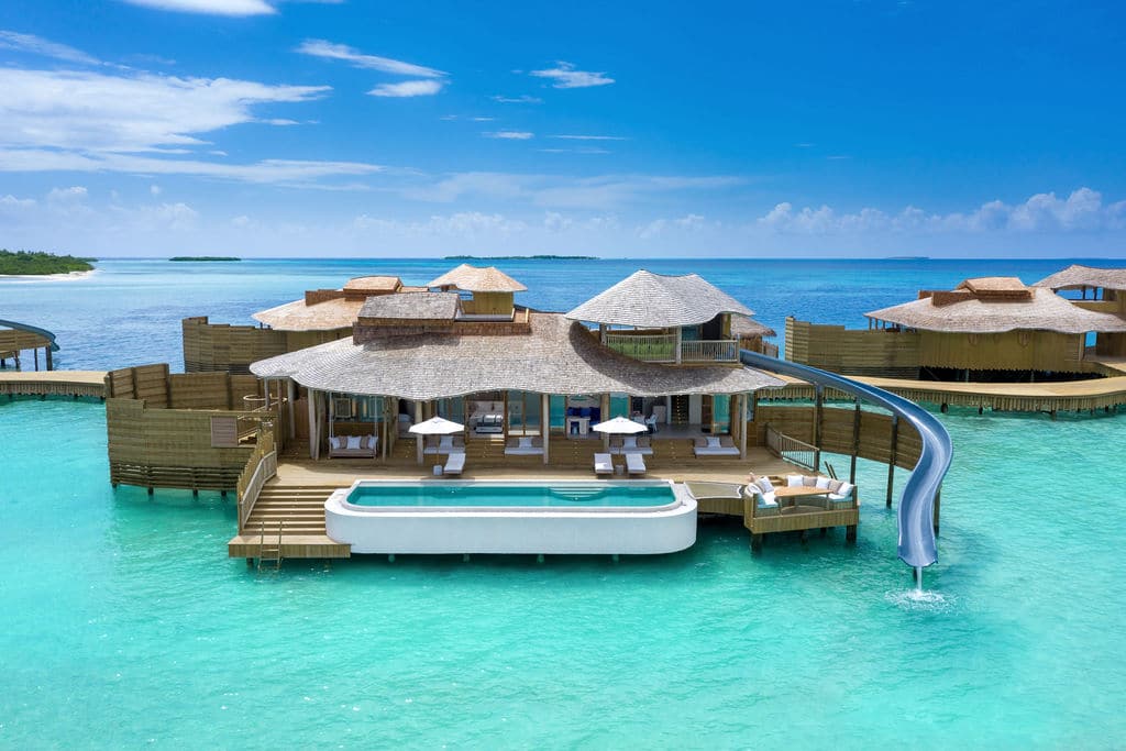 Best Resorts for Private Infinity Pools in the Maldives