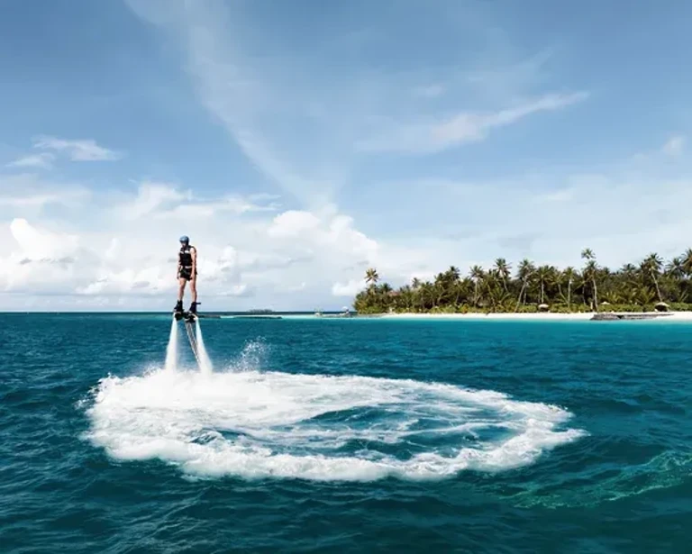 Constance Halaveli Maldives — photo 12