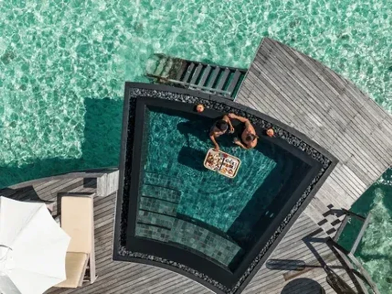 Constance Halaveli Maldives — photo 35