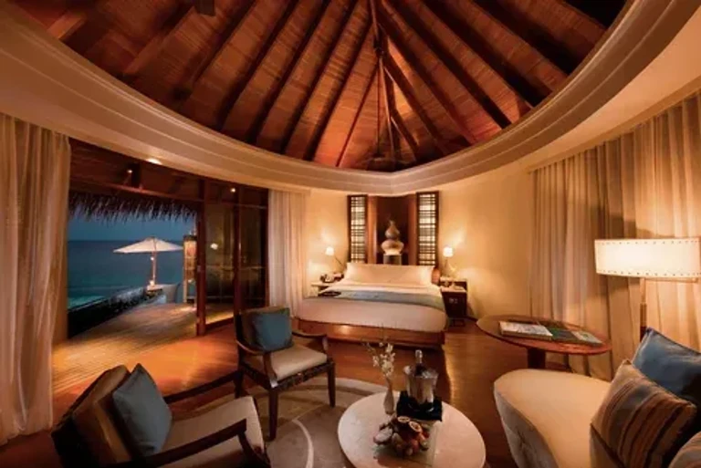 Constance Halaveli Maldives — photo 38