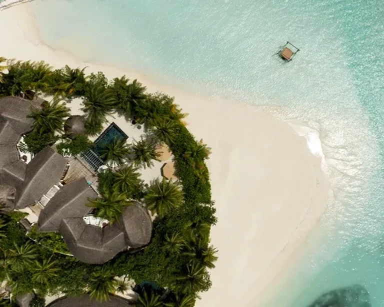 Constance Halaveli Maldives — photo 41