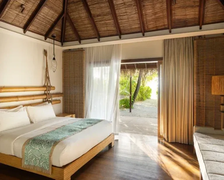 Constance Moofushi - All Inclusive — photo 33