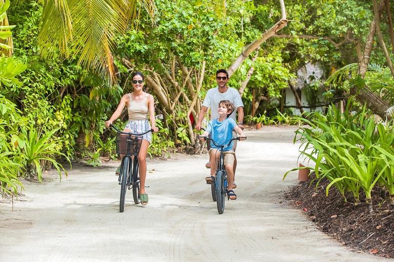 Dusit Thani Maldives — photo 17