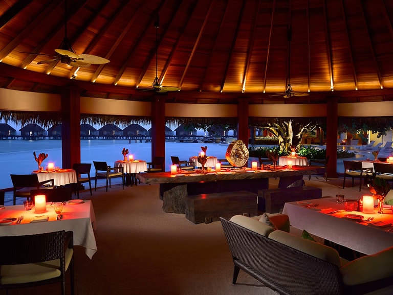 Dusit Thani Maldives — photo 31