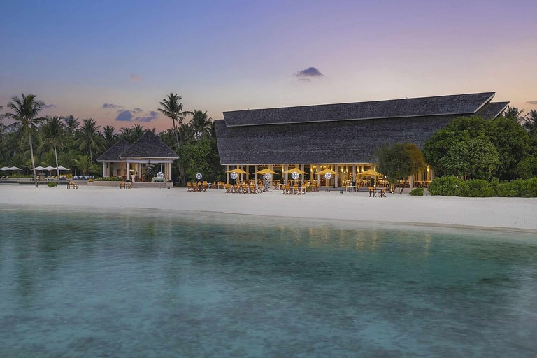 Emerald Faarufushi Resort & Spa – Deluxe All Inclusive — photo 16