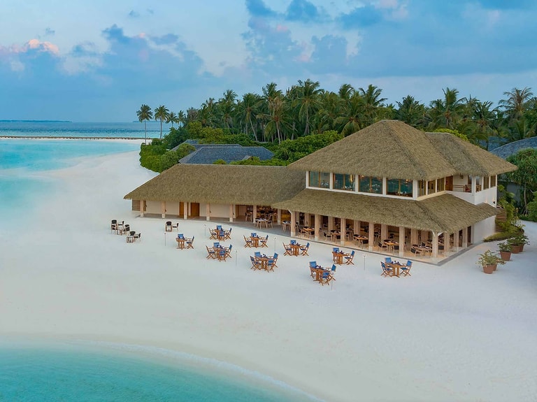 Emerald Faarufushi Resort & Spa – Deluxe All Inclusive — photo 31