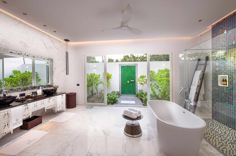 Emerald Maldives Resort & Spa - Deluxe All Inclusive — photo 16