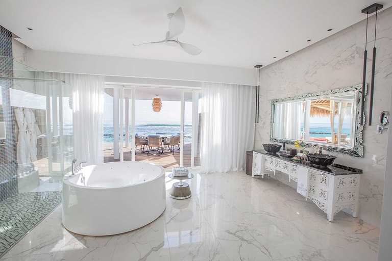 Emerald Maldives Resort & Spa - Deluxe All Inclusive — photo 54