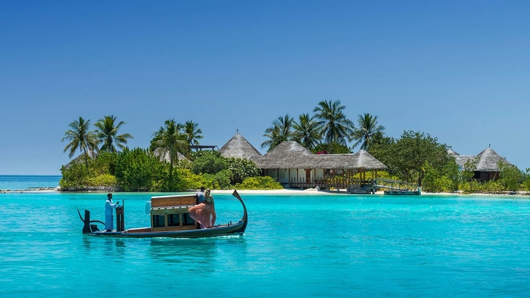 Four Seasons Resort Maldives at Kuda Huraa — photo 2