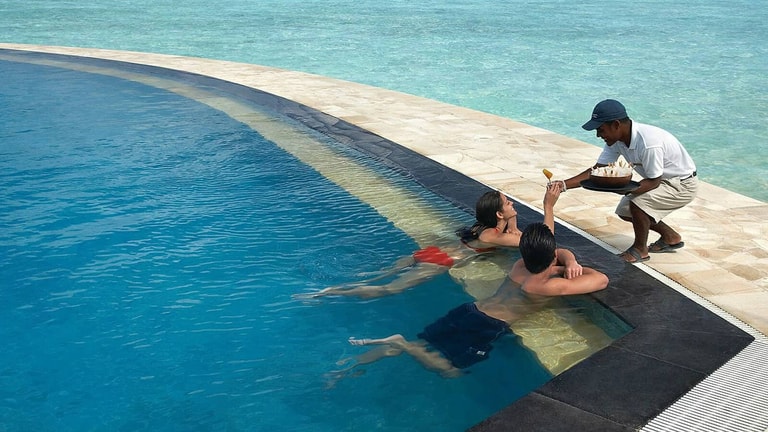 Four Seasons Resort Maldives at Kuda Huraa — photo 5