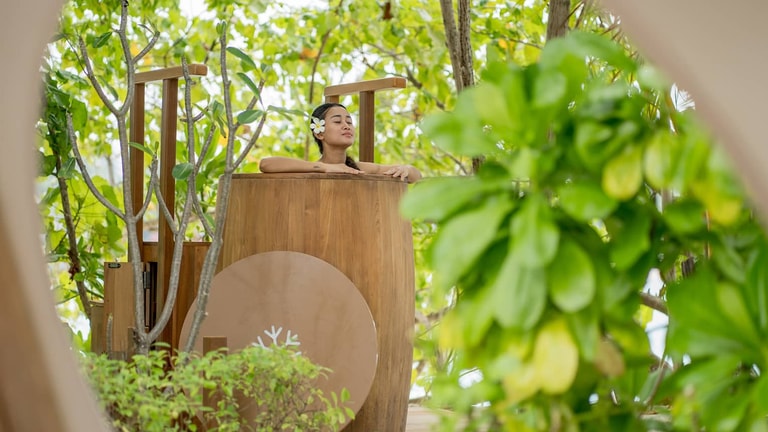 Four Seasons Resort Maldives at Kuda Huraa — photo 7