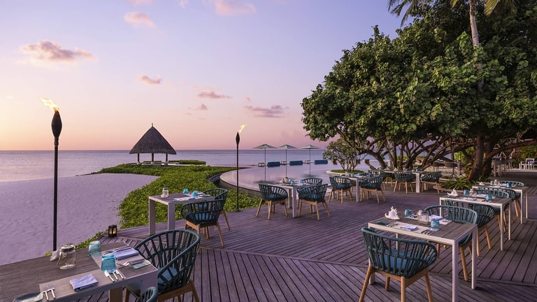 Four Seasons Resort Maldives at Kuda Huraa — photo 16