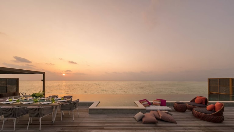 Four Seasons Resort Maldives at Kuda Huraa — photo 19