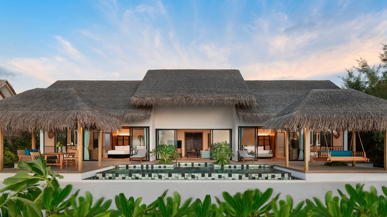 Hilton Maldives Amingiri Resort & Spa — photo 2