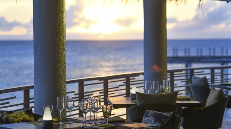JW Marriott Maldives Resort & Spa — photo 40