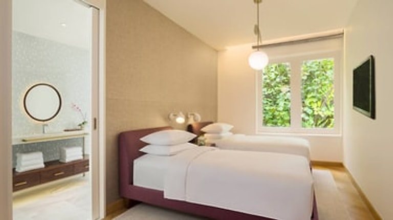 JW Marriott Maldives Resort & Spa — photo 49