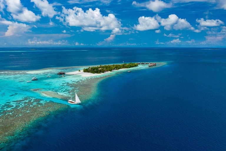 Mirihi Island Resort — hero