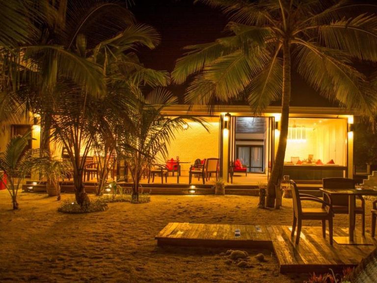 LVIS Blancura Hotel