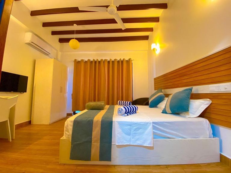 The Pearl Seaview