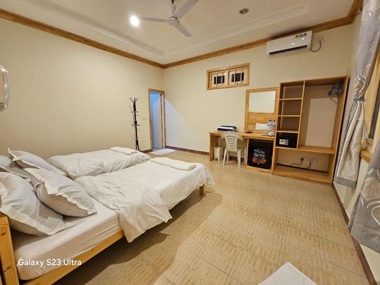 Kuri Himandhoo Inn