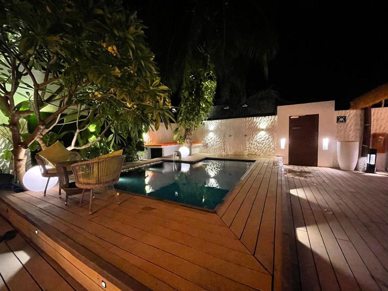 Atholhu Residence