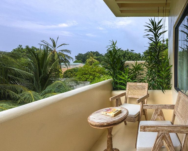 Isla Retreat