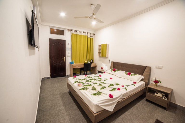 Dhangethi Inn