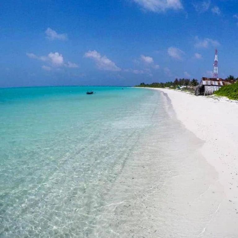 Dhiffushi Tourist Hotel