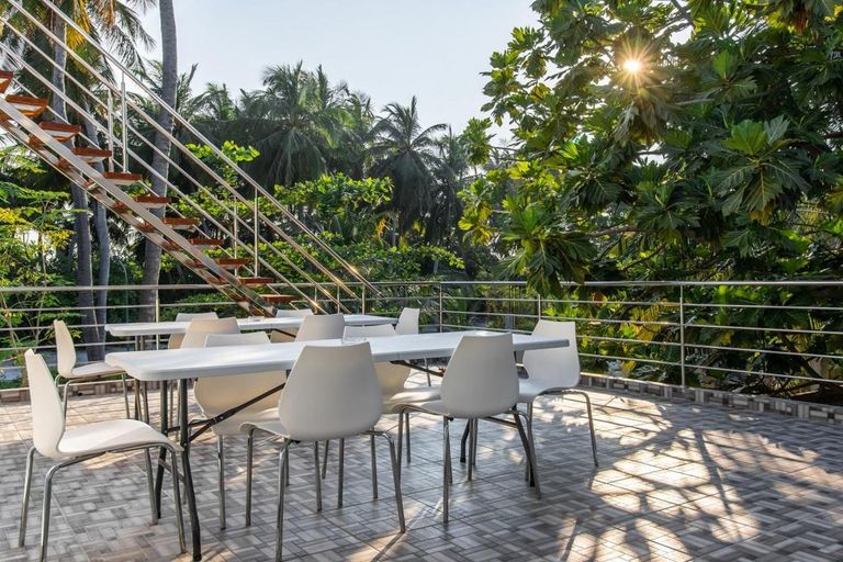 SIS Tourist Villa