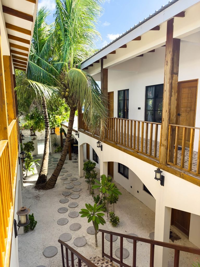 Ahiva Village