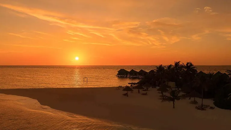 Kuredu Island Resort & Spa