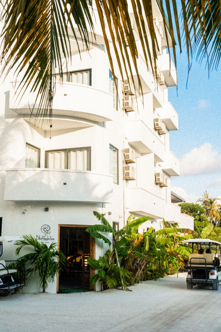 Dhiffushi Inn