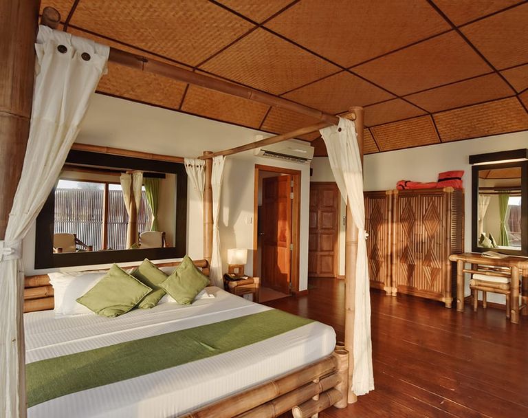 Safari Island Resort