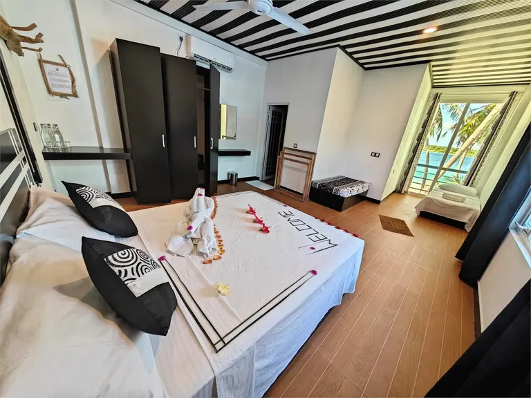Dhonfulhafi Beach View & Spa