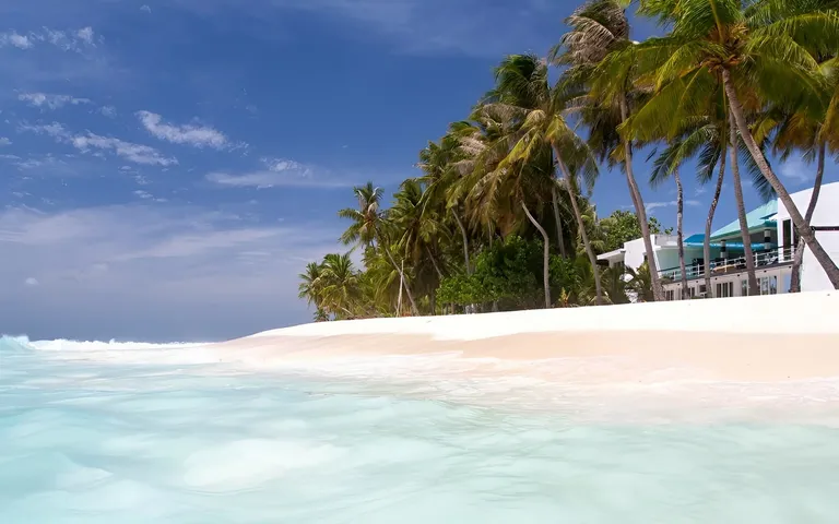 Dhonfulhafi Beach View & Spa