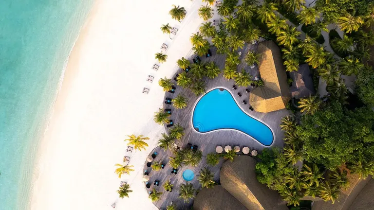 Kuredu Island Resort & Spa
