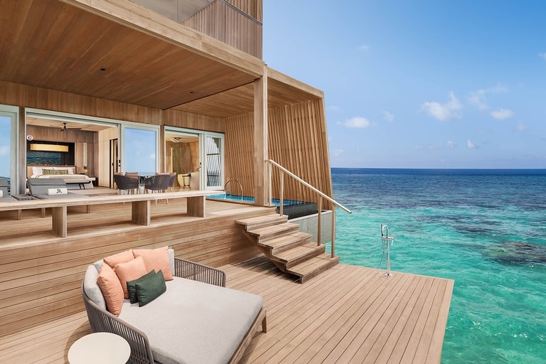 The St. Regis Maldives Vommuli Resort — photo 111