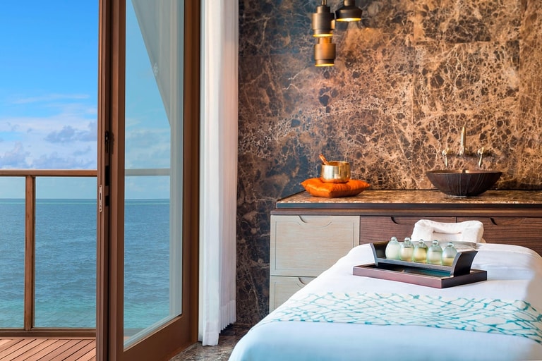 The St. Regis Maldives Vommuli Resort — photo 133