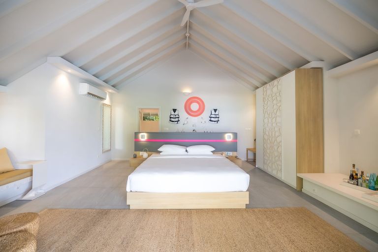 The Standard - Huruvalhi Maldives — photo 37