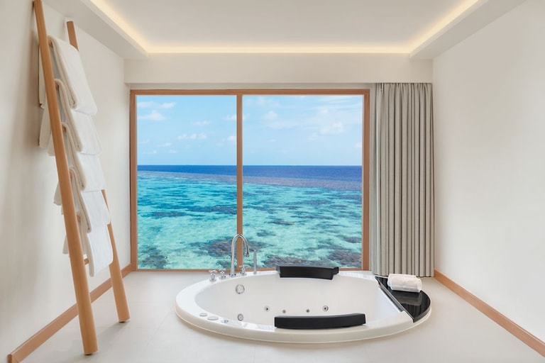 W Maldives — photo 38